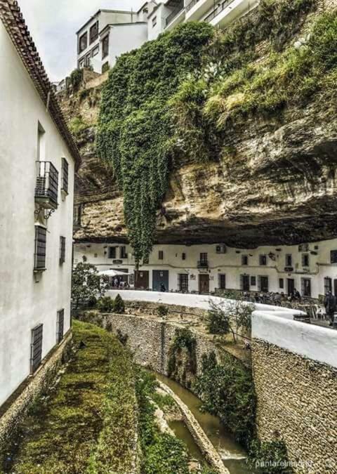 La Casa Del Rio Apartment Setenil De Las Bodegas Екстериор снимка